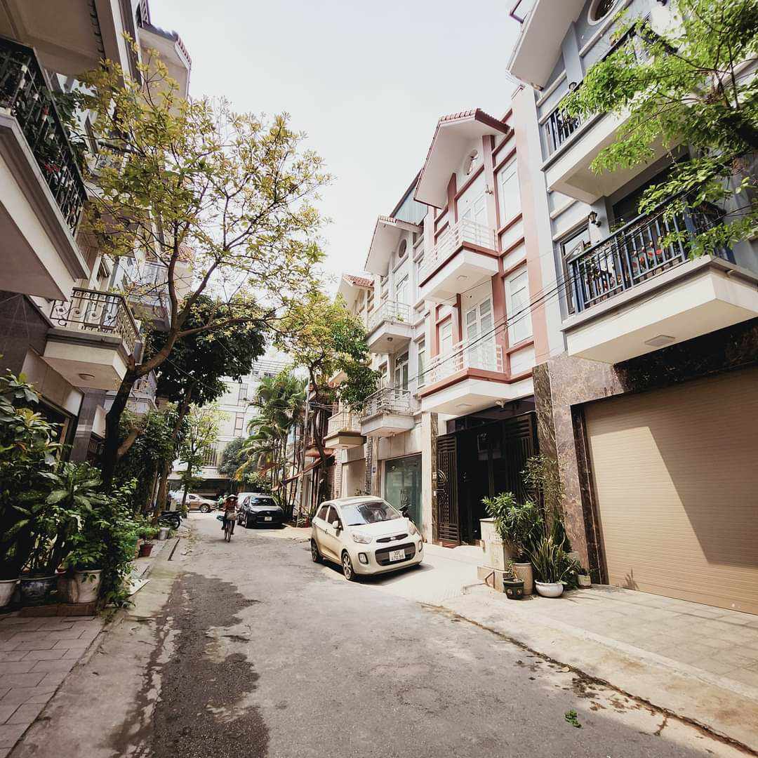 Bán nhà riêng Vạn Phúc, quận Hà Đông, dt 50m2, 5 tầng, ô tô vào nhà, có 9 tỷ thôi