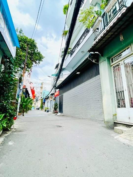 Bán nhà Gò Vấp 4ty, HXH Thông,66m2 không Quy Hoạch.