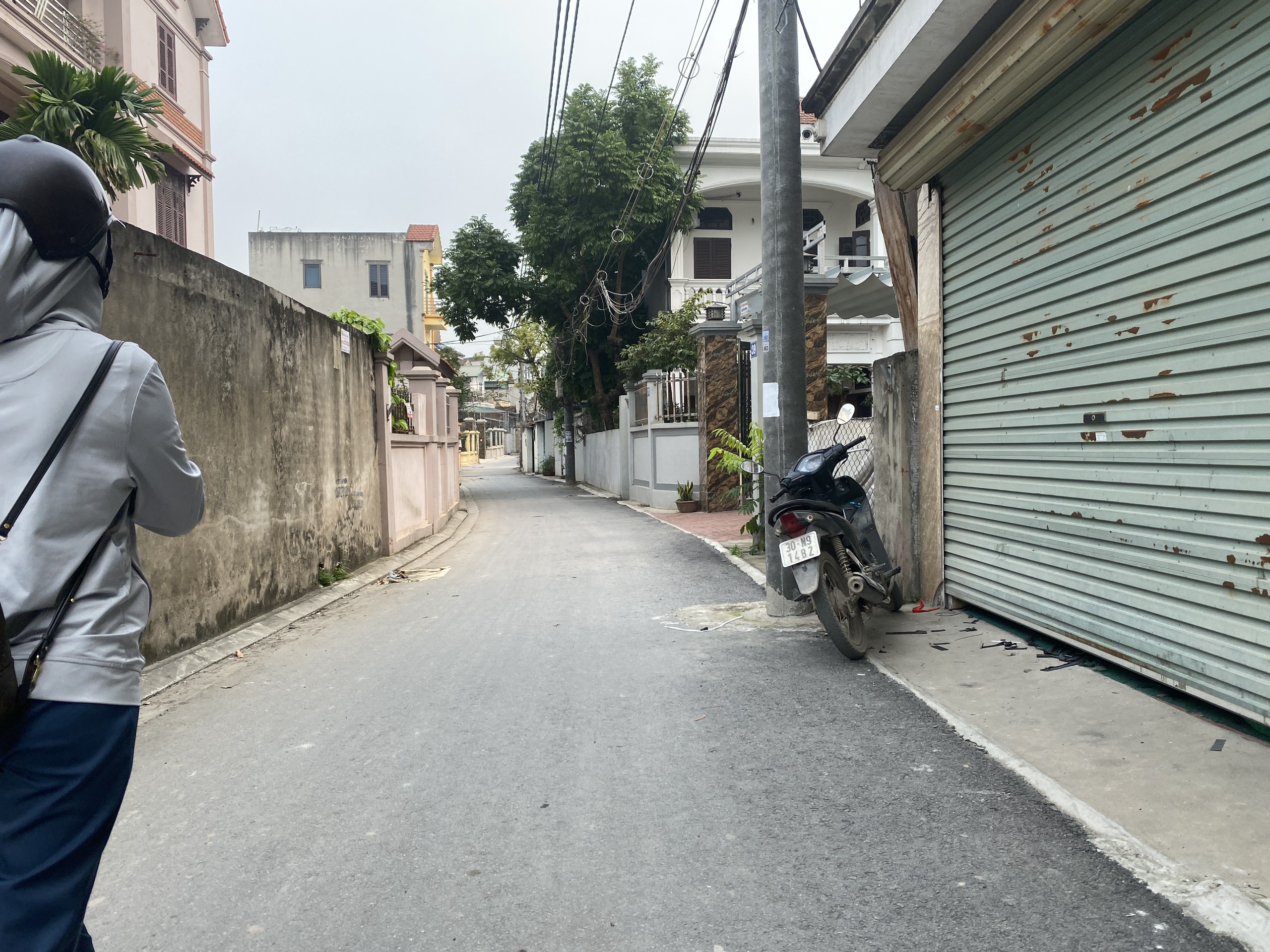 44m2 đất Đặng Xá, ngõ thông ô tô 7 chỗ giá nhỉnh 2 tỷ