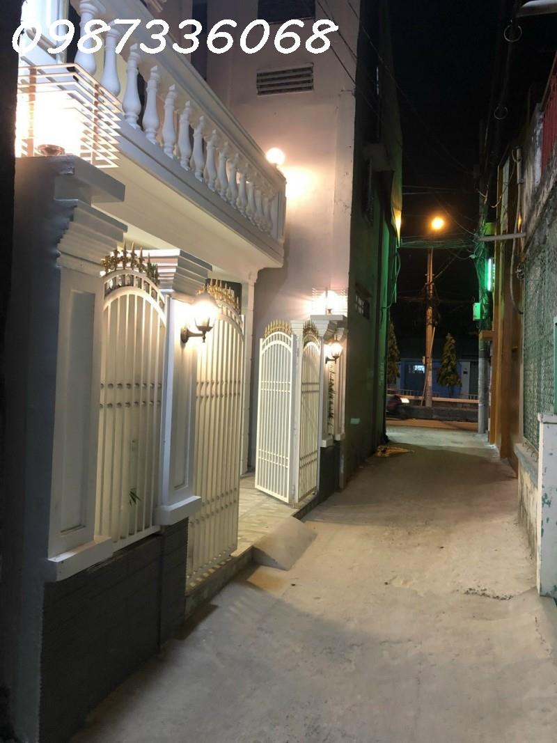 Giá 3Ty.9 Dt 100mv - đường T.ô Ngọc V.ân, Linh Đông, Thủ Đức