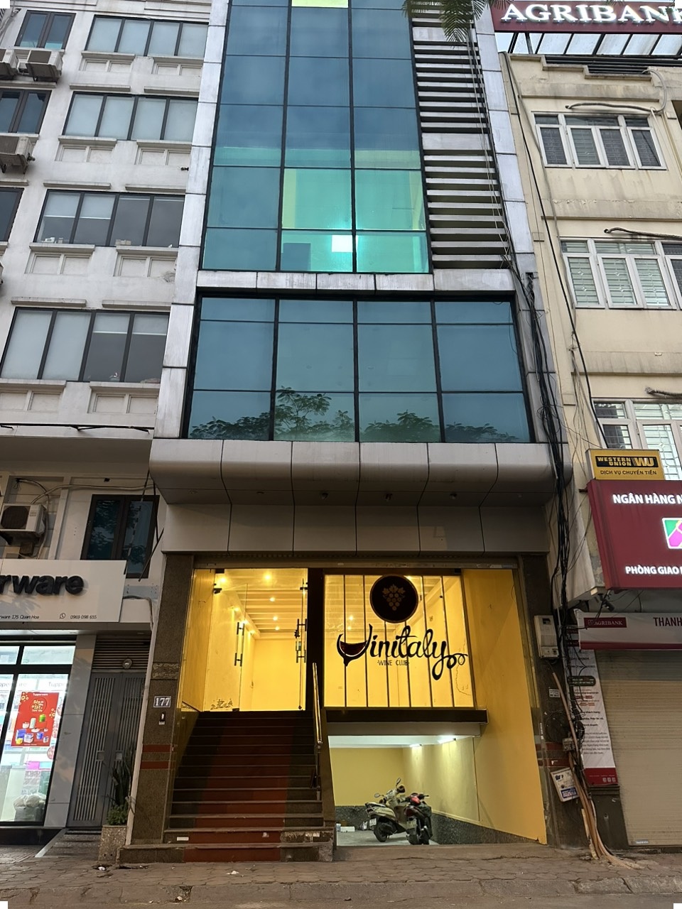 Cho thuê MBKD Khúc Thừa Dụ Cầu Giấy 100m2x7T, MT 6m, kinh doanh mọi mô hình.