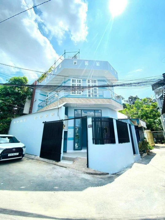 Nhà góc 2MT đường HXH đường 182 Lã Xuân Oai, P TNP A, Q. 9, giá 5,2 tỷ