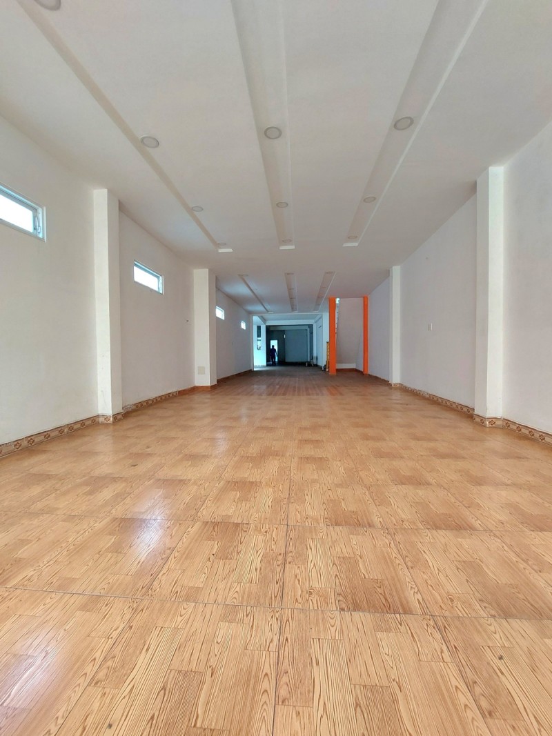 Bán nhà mặt phố 5 tầng QL 50 6x42 Phong Phú Bình Chánh