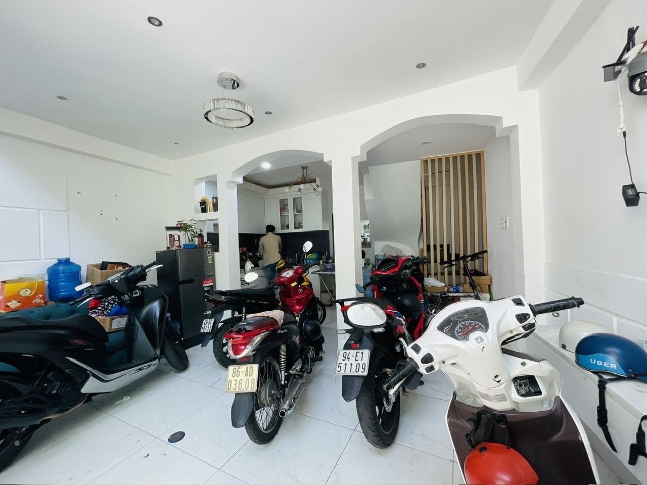 Bán nhà hẻm 493 Cách Mạng Tháng 8 Quận 10,HXH 4T dt:4x14 nhỉnh 10 tỷ.