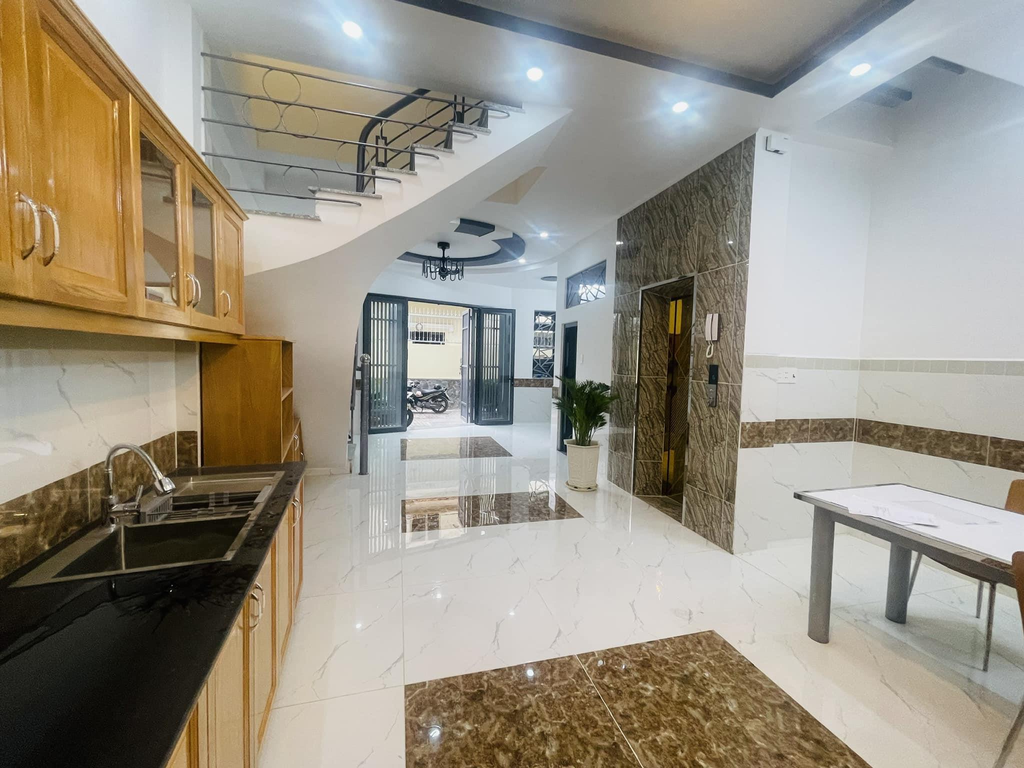 Nhà riêng Khu Vip Đường Dân Chủ Thủ Đức 95m2, 4T, Nhà Đẹp Ở Ngay, Chính Chủ, Nhỉnh 9 Tỷ