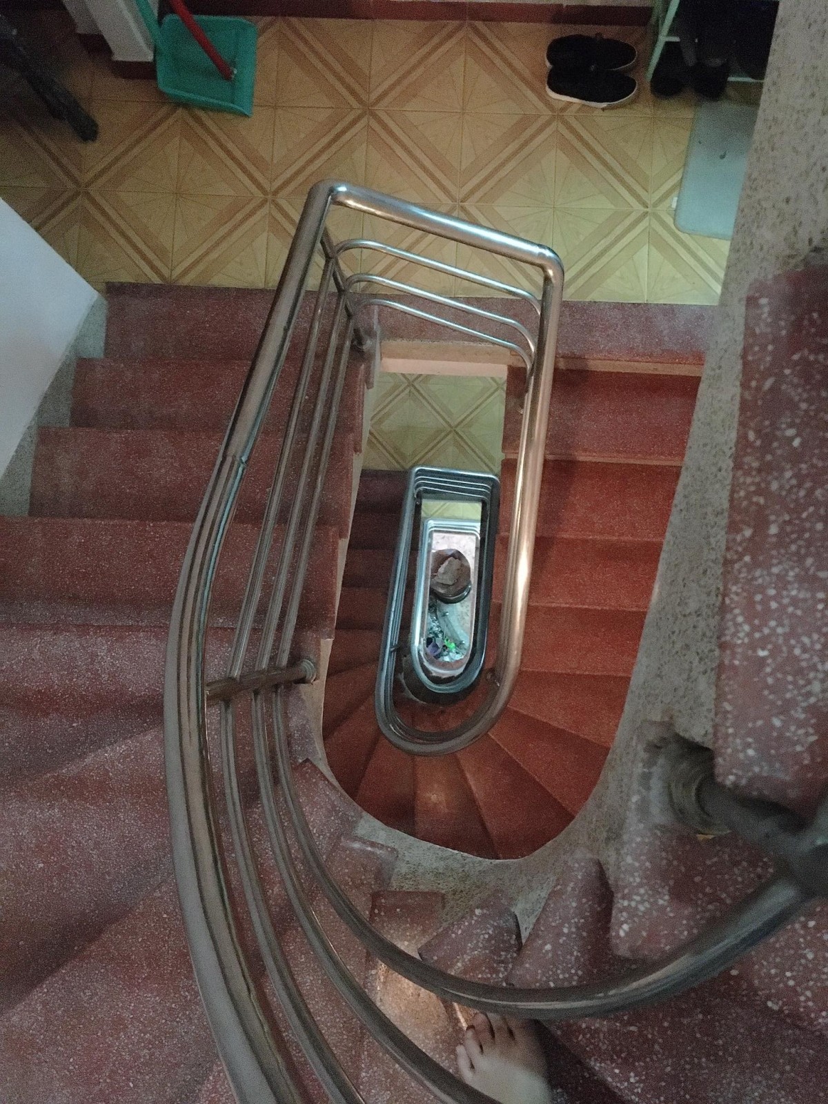 Bán nhà quận Tân Bình, đường Lý Thường Kiệt, 57m2, 5 tầng, hẻm xe hơi, 8.3 tỷ