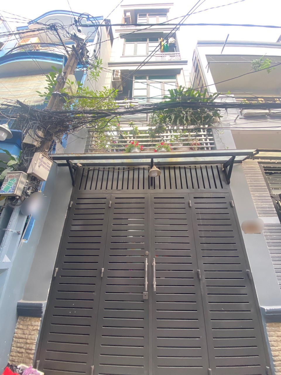 Nhà bán quận Tân Bình, đường Phạm Văn Hai, 59m2, hẻm xe hơi, 5 tầng, 9.2 tỷ