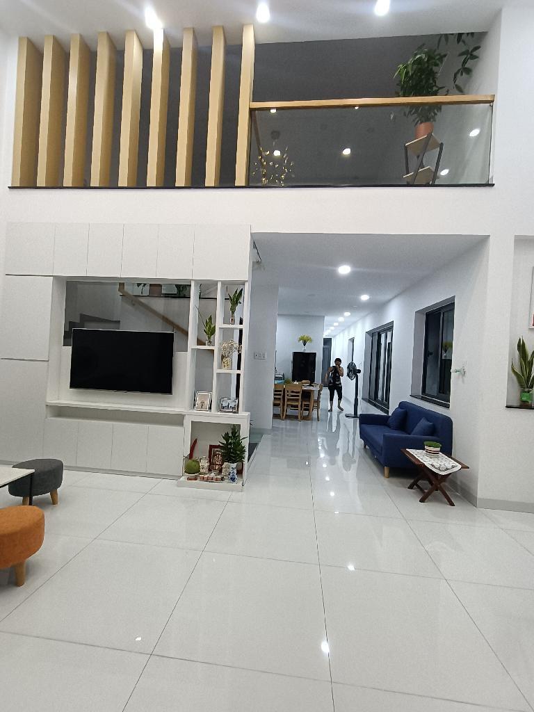 Chính Chủ Bán Gấp Nhà riêng Đường Bắc Ái, Bình Thọ, 100m2, 4T, Ở Nga,Khu VIP, Full Nội Thất