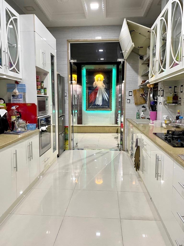 Bán Nhà KHU HIẾM Đường Lương Khải Siêu, Cách Ngã Tư Thủ Đức 150m, 100m2,4T, Gíá Chỉ Hơn 10 Tỷ