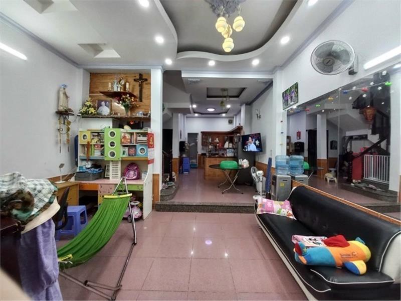 Chính Chủ Bán Nhà riêng Hoàng Diệu2, Thủ Đức, HXH, Gía Chỉ Hơn 4,3 Tỷ Xách vali Ở Ngay