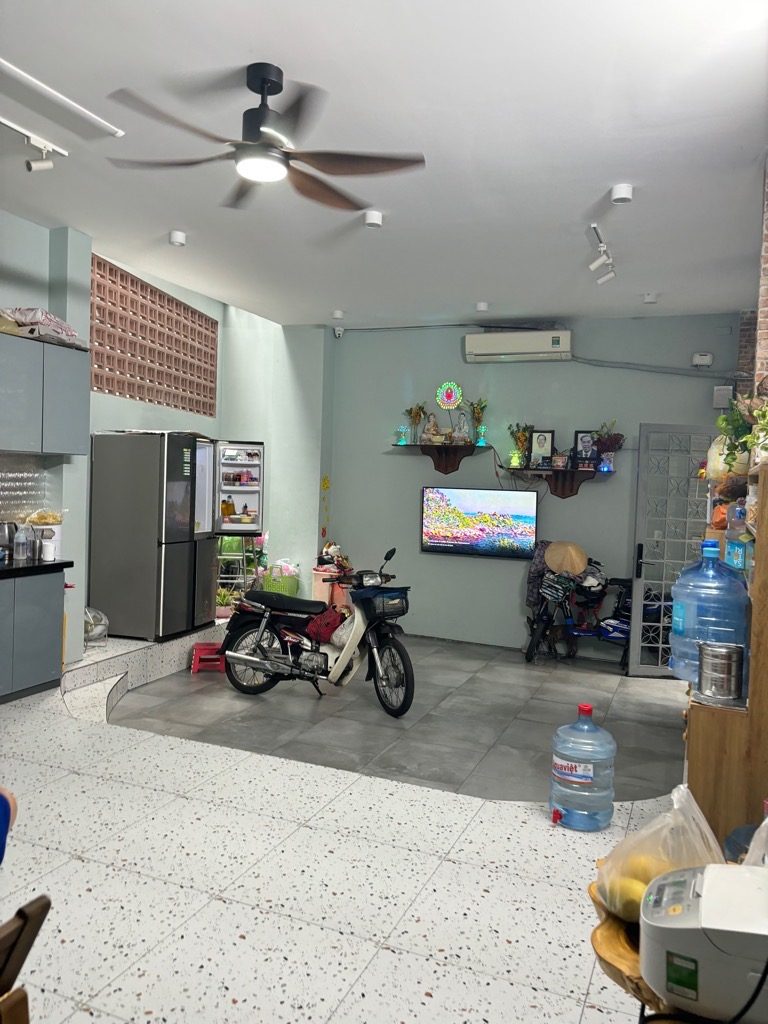 Nhà Bán Hẻm 120/ Huỳnh Văn Bánh - 86m2 - THIẾT KẾ HIỆN ĐẠI - HẺM 1 TRỤC - 5 Tầng Giá 9 tỷ 8