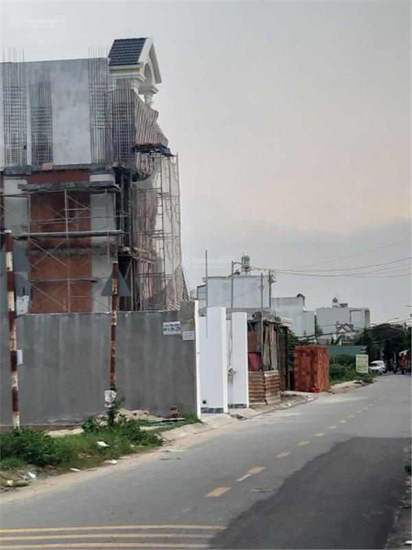 Bán lỗ lô đất mặt tiền đường Võ Văn Hát, Quận 9, DT: 91,1m2, 65,7m2 thổ cư, ngang 4m, giá cực tốt