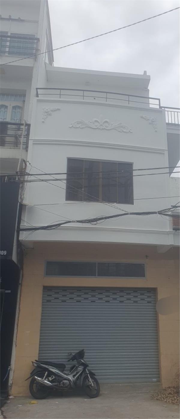 --Bán nhà mặt tiền Tân Bình, gần mặt tiền Trương Công Định; ngang 5m