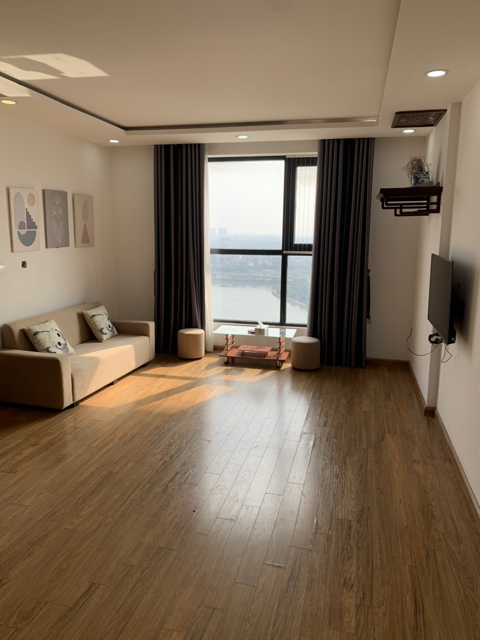 Cho thuê căn hộ 2 phòng ngủ chung cư Eco lake view 32 Đại Từ - HM - giá:13tr/tháng