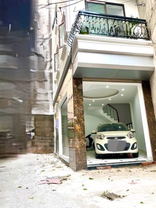 CHO_THUÊ NHÀ 5 TẦNG LÔ GÓC 1 MẶT ĐƯỜNG 1 MẶT NGÕ TẠI PHÁP VÂN, Ô TÔ, 18TR