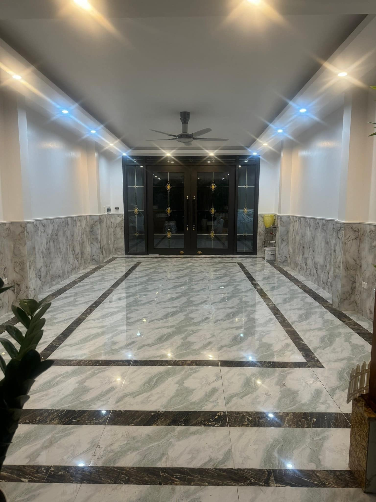 Cho thuê nhà KĐT Tây Nam Linh Đàm, 6 tầng, thang máy, mới tinh, 60m2, 6P, 35 triệu, 7 triệu thuê lẻ