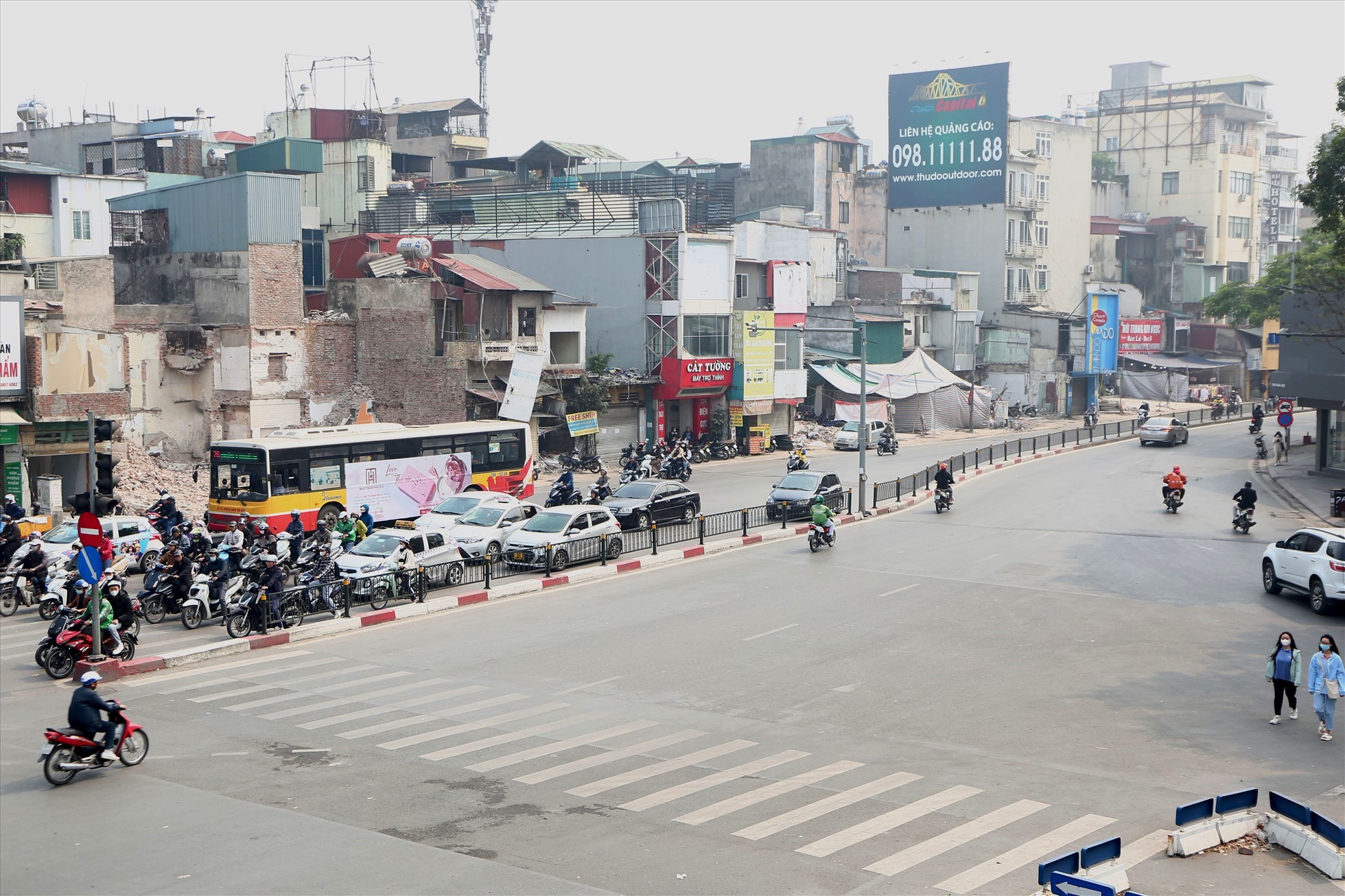 Mặt phố Lô góc kinh doanh 70m 5 tầng phố Chùa Bộc 32 tỷ