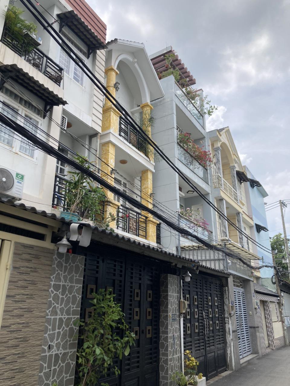 hẻm xe tải thông - chợ hiệp bình - hiệp bình chánh thủ đức - 3 tầng - tặng nội thât - gần 70m2 - 6,8 tỷ.