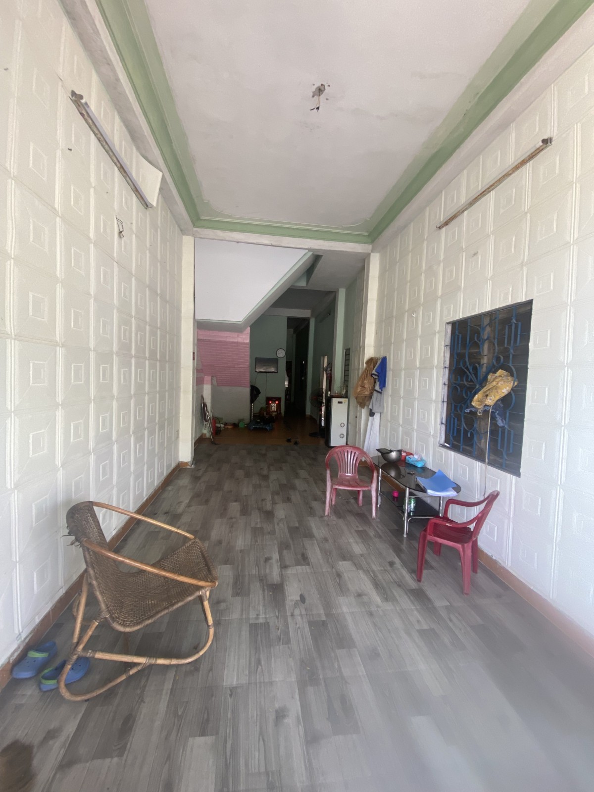 Bán đất tặng nhà 2 tầng mặt tiền đường Lê Văn Hiến, Ngũ Hành Sơn, 70m2, chỉ 3,99tỷ