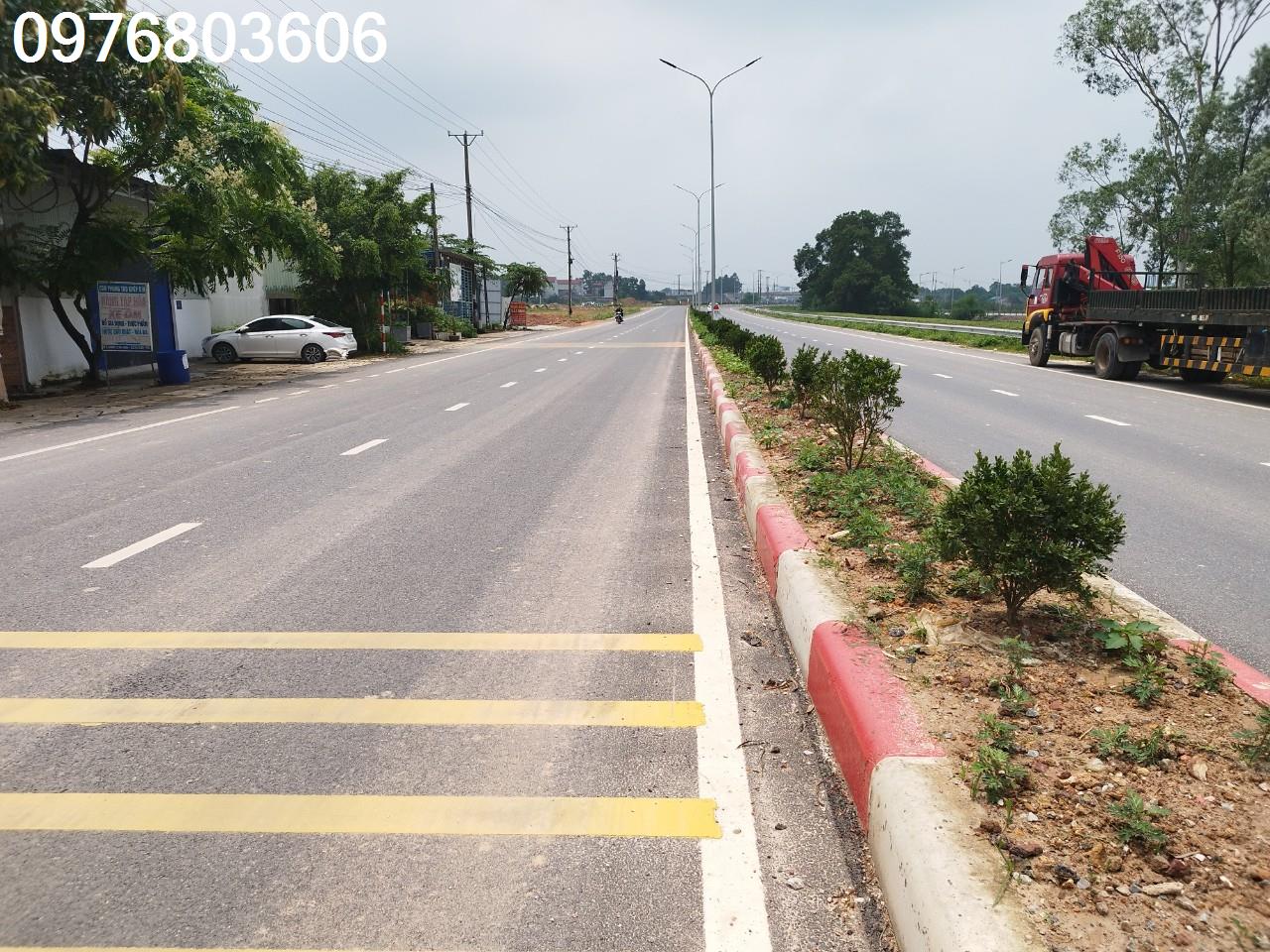 CỰC HIẾM: cần bán lô đất mặt đường gom sam sung ngay gần công ty sam sung diện tích 130m thực tế sử dụng 200m mặt tiền