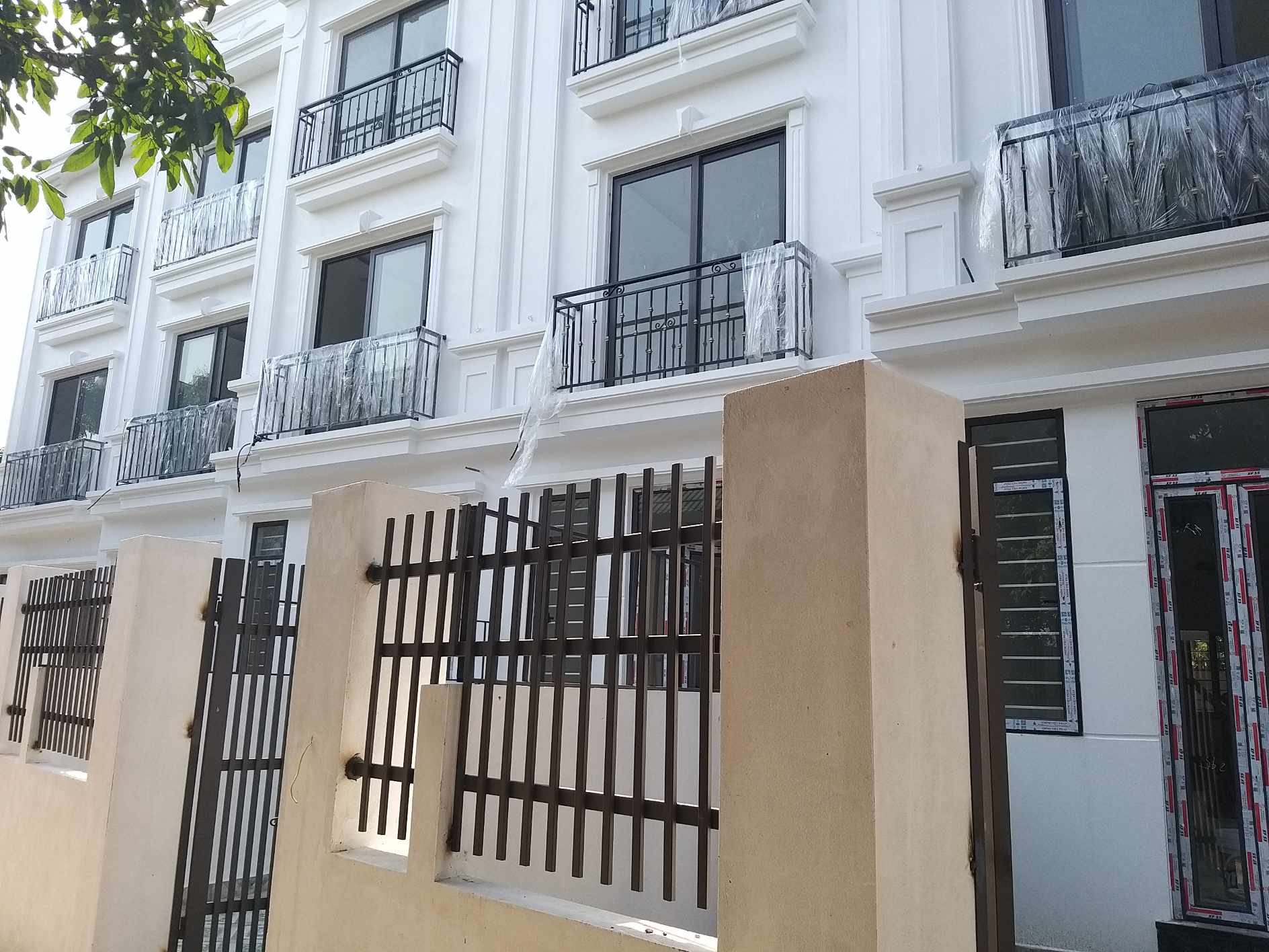 Bán nhà mới xây gần KĐT Đô Nghĩa, ĐH Phenikaa, 46m2, 3 tầng, nhỉnh 2 tỷ, vào ở ngay