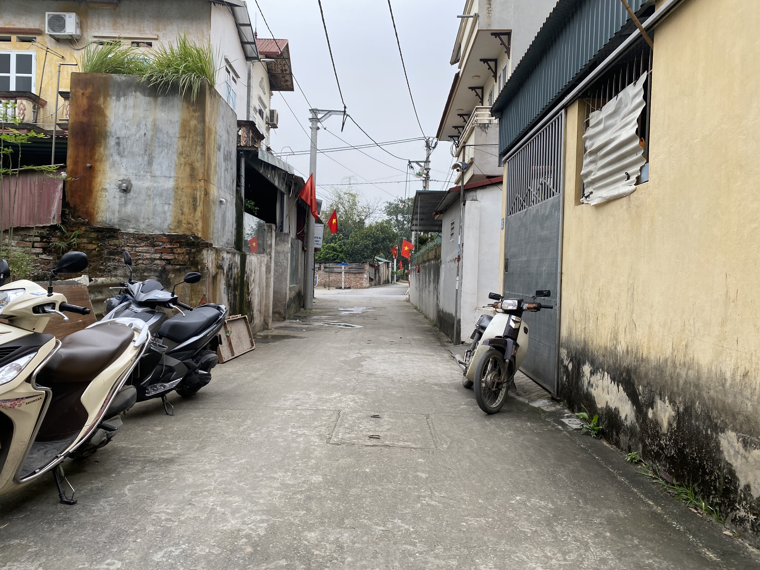 Hàng đẹp Đặng Xá 48m2 ngõ cực thoáng 2.5m giá 1.9 tỷ