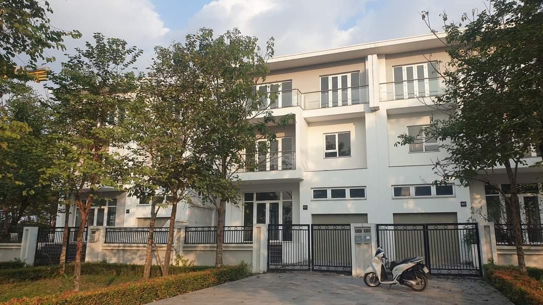 Bán Biệt Thự Ciputra Quận Tây Hồ. 336m Mặt Tiền 10m Nhỉnh 135 Tỷ. Cam Kết Ảnh Thật Mô Tả Chính Xác. Chủ Thiện Chí Cần