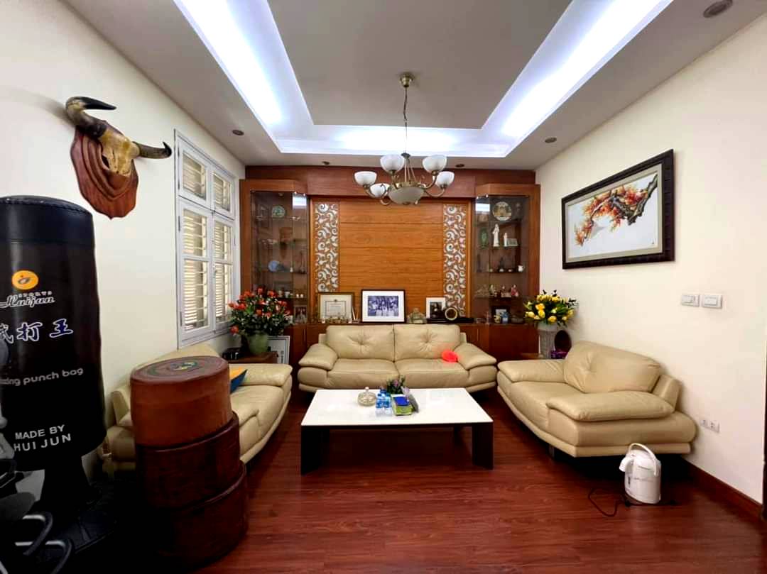 Bán Nhà Phố Dịch Vọng Khu Đô Thị Dịch Vọng Quận Cầu Giấy. 133m Mặt Tiền 6m Nhỉnh 29 Tỷ. Cam Kết Ảnh Thật Mô Tả Chính