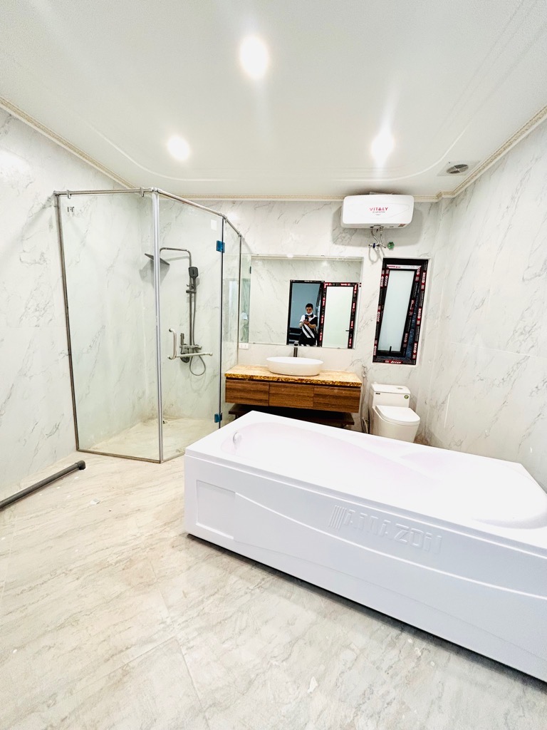 HIẾM DÒNG TIỀN ỔN ĐỊNH - KIM NGƯU - 6 TẦNG THANG MÁY - GIÁ 14.5TỶ