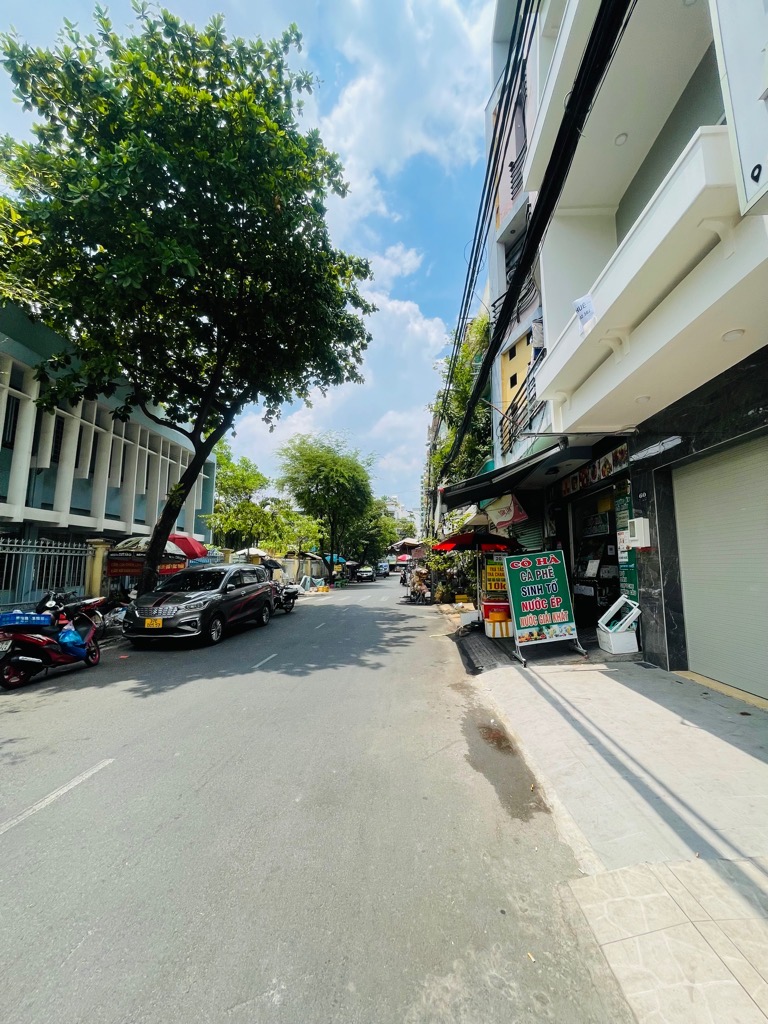 Mặt tiền đường Bàu Cát, Phường 14, Tân Bình, 72m2, 5 tầng, 4 x 18, 16 tỷ