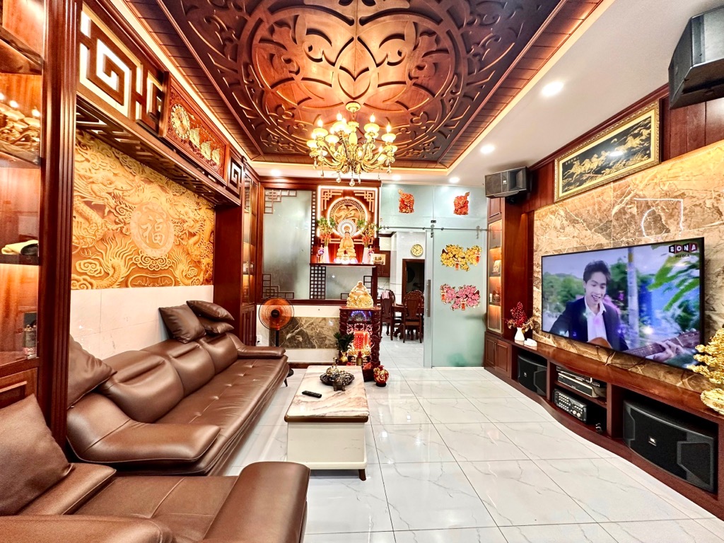 Nhà Bán Hẻm 3m Nguyễn Khuyến 50m2 , 4 Tầng BTCT , 4PN , ngang 4m , nở hậu , shr Giá 6 tỷ 5