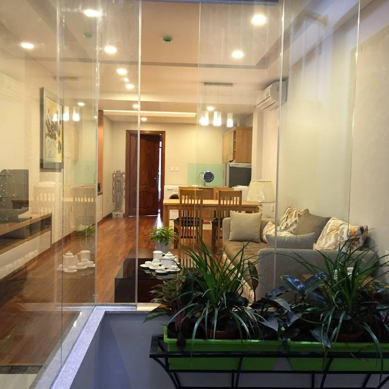 Cho thuê biệt thự Mỹ Đình 2 phố Cao Xuân Huy, Nam Từ Liêm. DT 200m x 4 tầng, mt 10m. Giá 40tr.