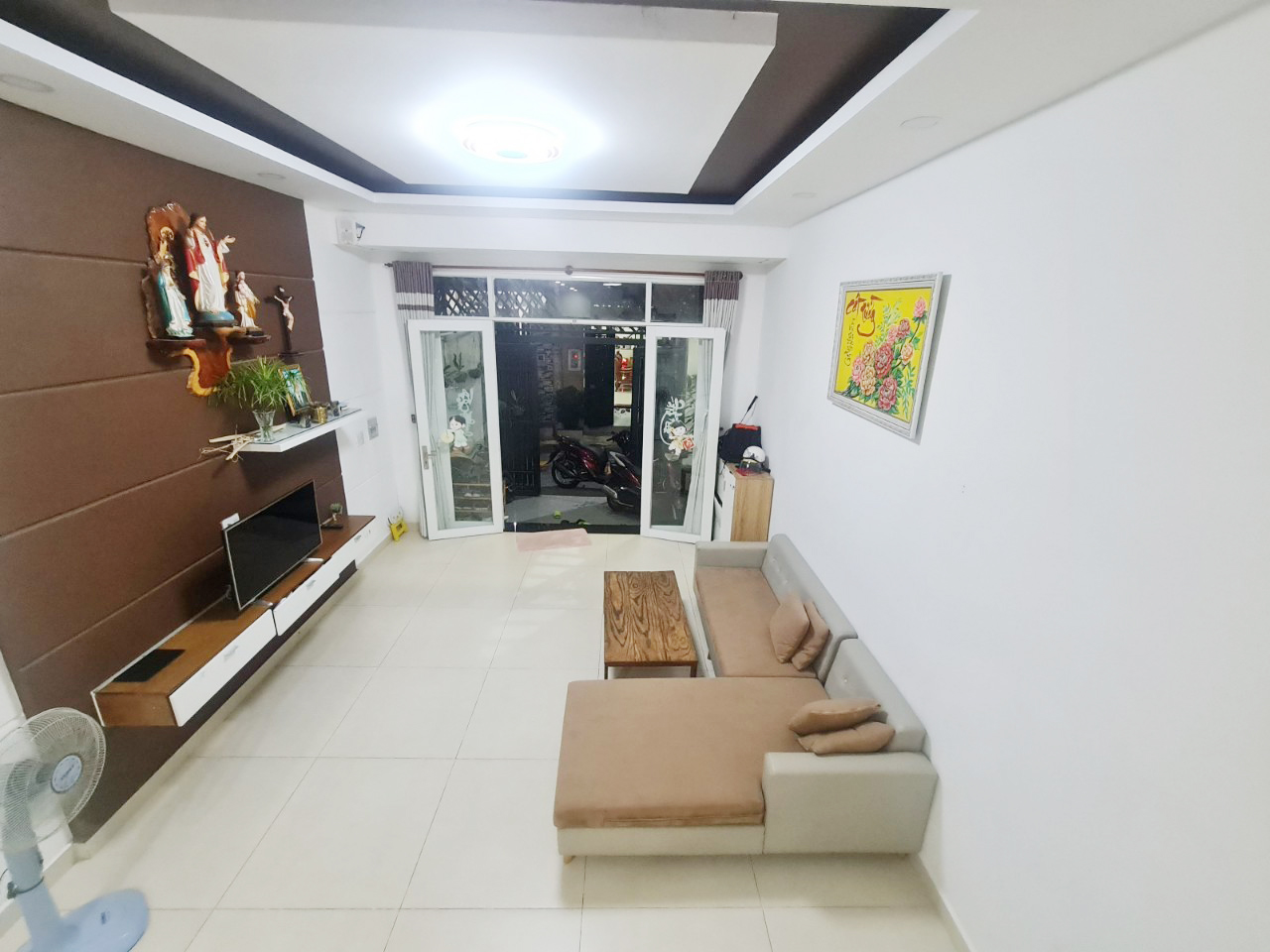 Bán nhà Linh Đông, Thủ Đức, 2 Tầng, DT:65m2, HXH, Sát vành đai 2, giá 5.x tỷ.