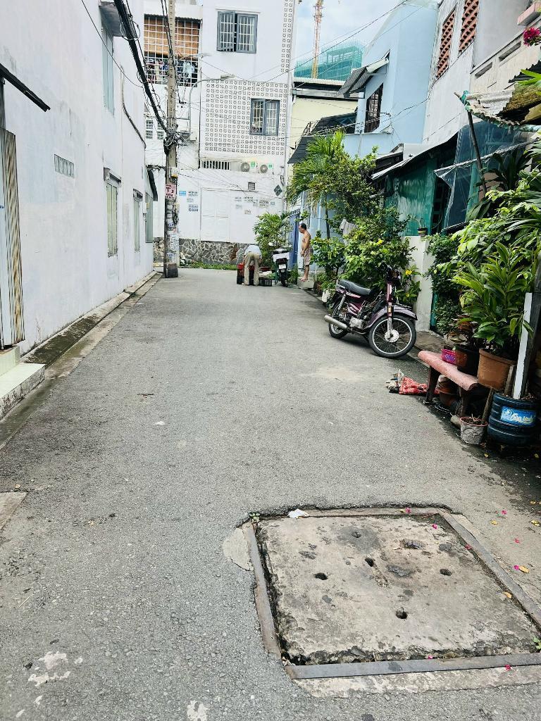 Bán gấp nhà gần đường Tên Lửa, Bình Tân, 2tầng, 5x18.5, sẵn dòng tiền đang khai thác, 5tỷ1