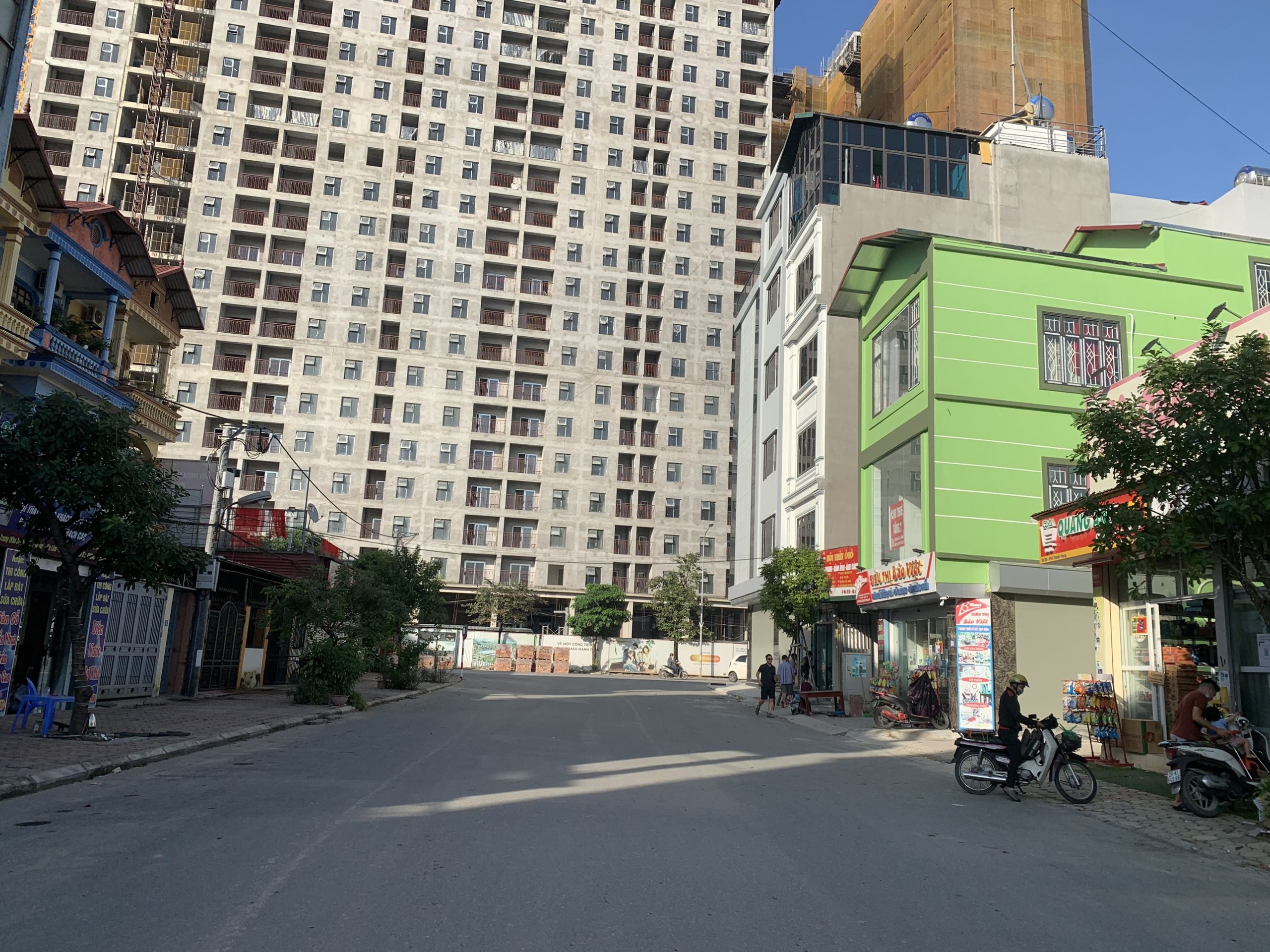 Cần bán gấp 160m2 đất trục chính Cửu Việt 2, Trâu Quỳ, Gia Lâm, Hà Nội. Thích hợp xây văn phòng