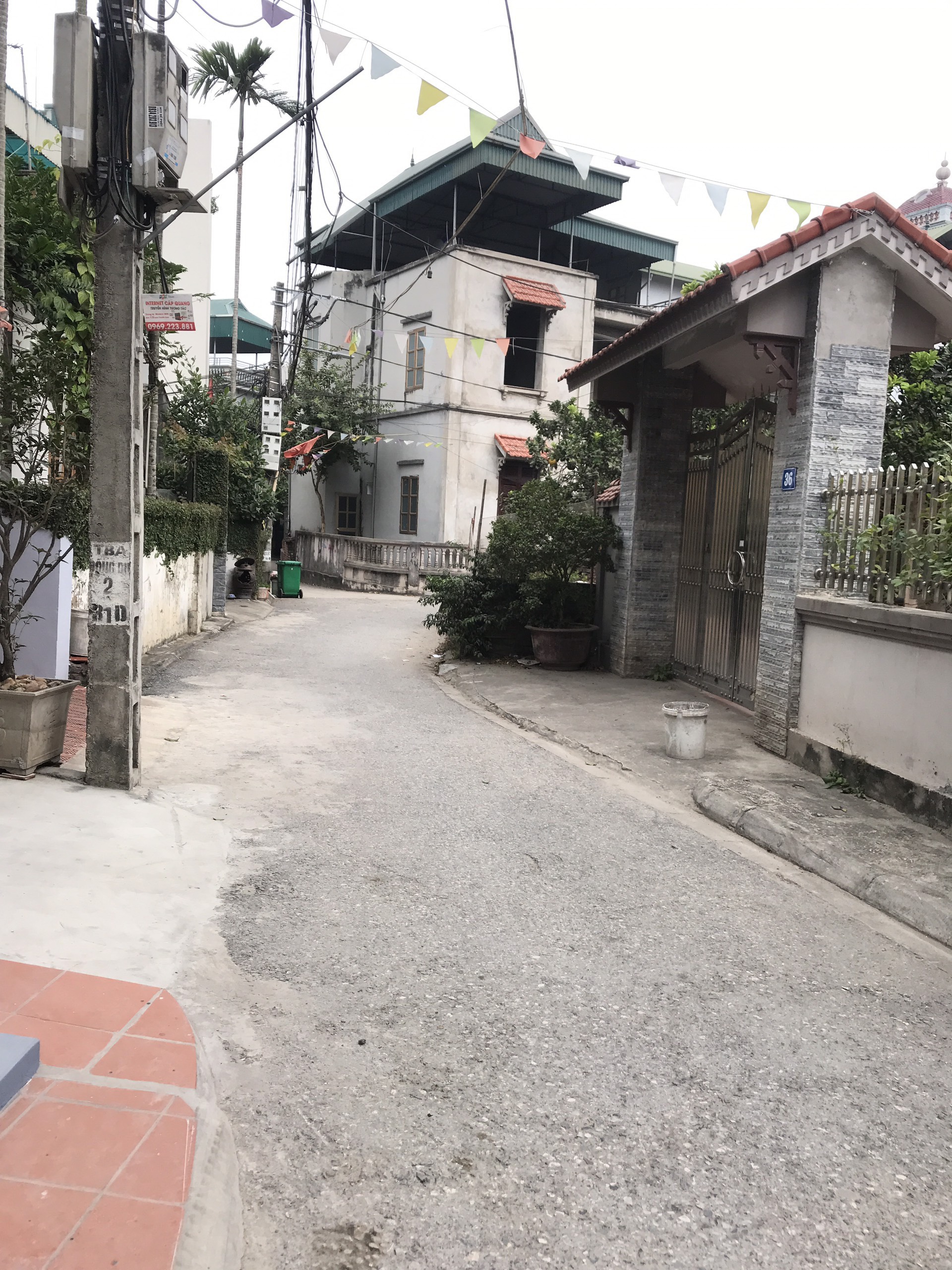 Cần bán 77m2 đất thổ cư xã Đông Dư đường ô tô tránh chạy vòng quang làng.