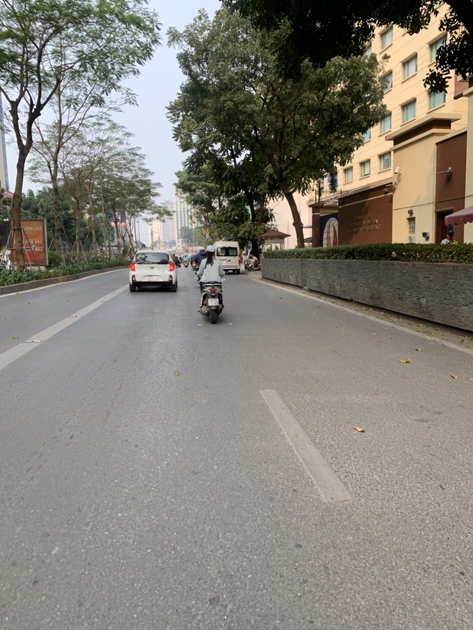 MẶT PHỐ LÁNG HẠ 68M2 MT4.7 GIÁ 28 TỶ, KINH DOANH, VỈA HÈ