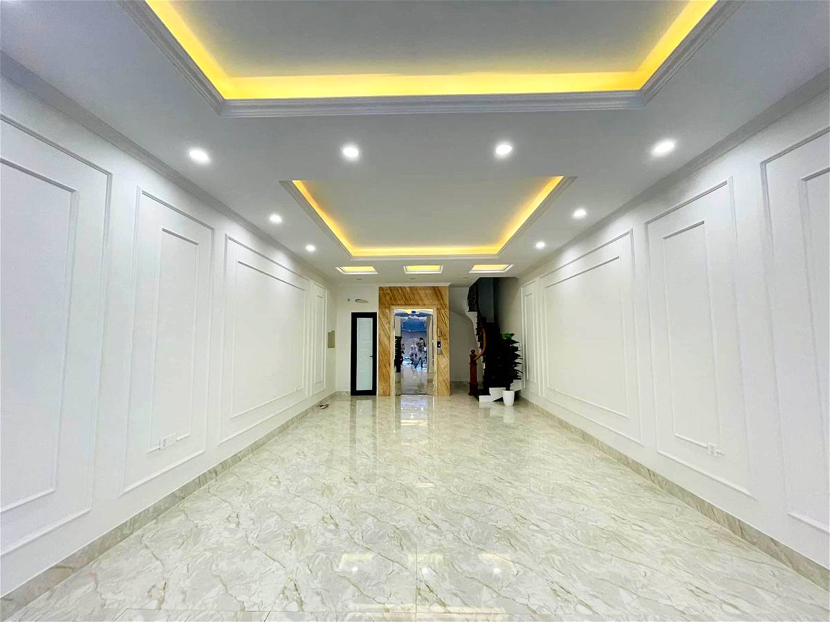 Bán Nhà Phố Trung Kính Quận Cầu Giấy. 69m Xây 7 Tầng Mặt Tiền 5,1m Nhỉnh 19 Tỷ. Cam Kết Ảnh Thật Mô Tả Chính Xác. Chủ