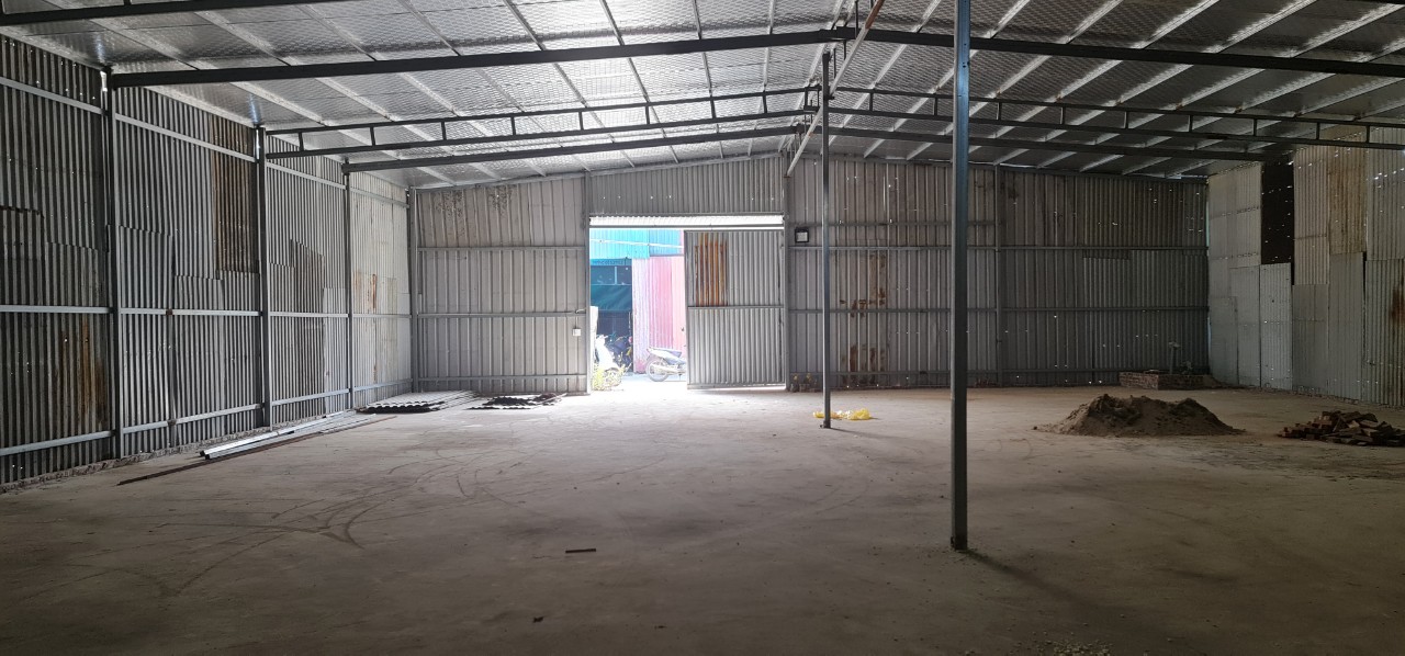 Cho thuê kho xưởng tại Yên Xá, Tân Triều, Hà Nội. Diện tích 100m2 và kho 290m2 , xưởng cao 6m mái chống nóng