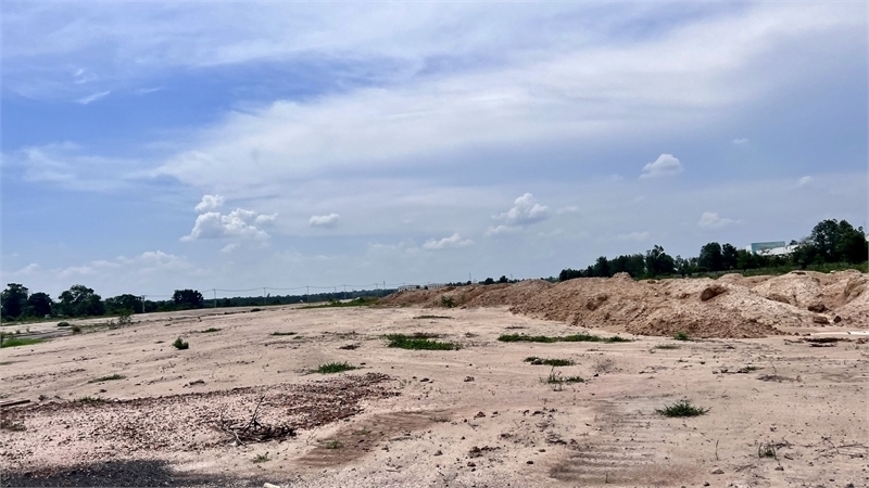 chuyển nhượng quỹ Đất KCN , thu hút nguồn vốn DN FDI. thời gian sử dụng lâu dài