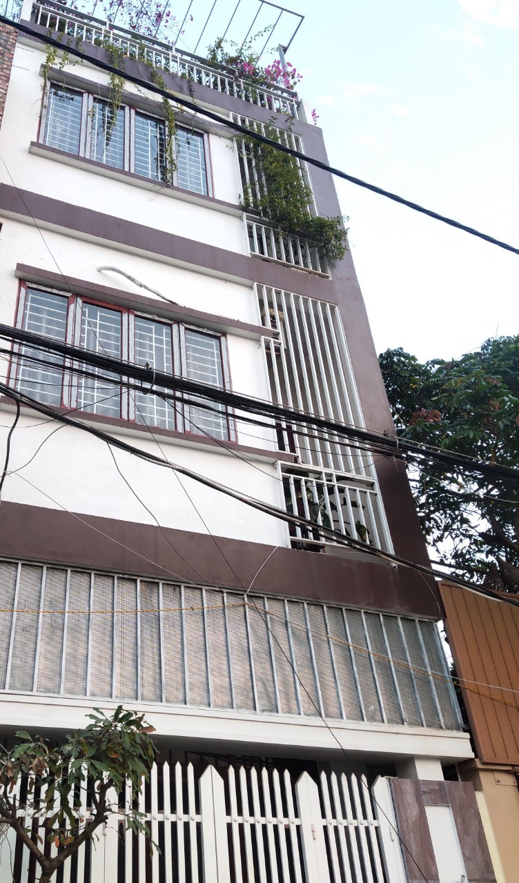 BÁN CĂN NHÀ – ĐÔNG NGẠC – BẮC TỪ LIÊM – DT30M2 - 5TẦNG- MT4.7M - GẦN Ô TÔ , KHU PHÂN LÔ