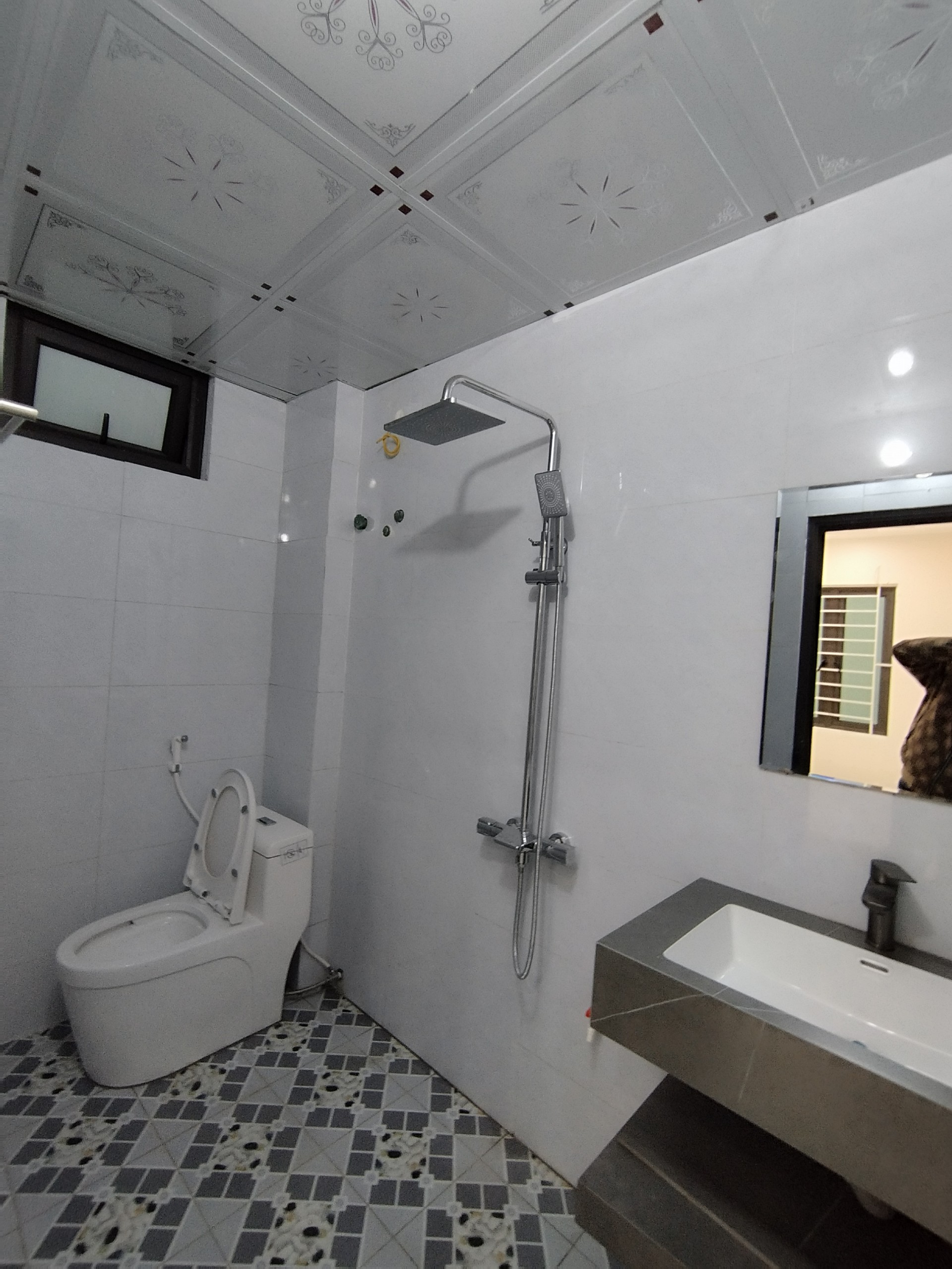 Bán Nhà Đẹp Mậu Lương Cách Đèn Xanh Đèn Đỏ Mậu Lương Khoảng 100m.Giá 4,5 Tỷ Có TL