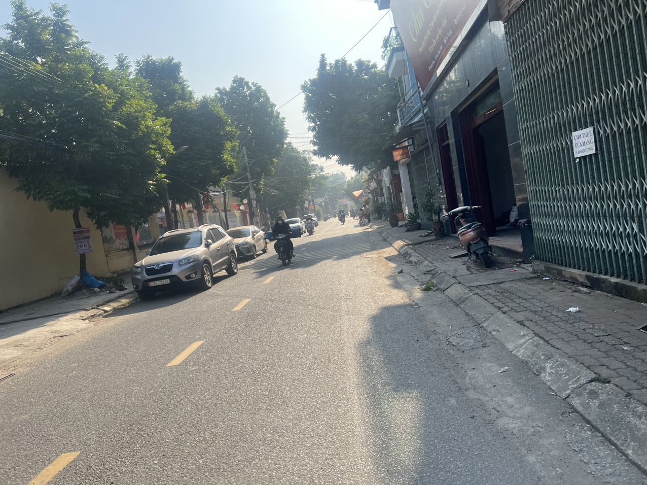 ĐẦU THÁNG MỞ HÀNG Bán nhanh lô đất mặt đường nhựa Từ Sơn Khu đô thị đã đầy đủ tiện ích Diện tích: 51 m Mặt tiền = hậu: