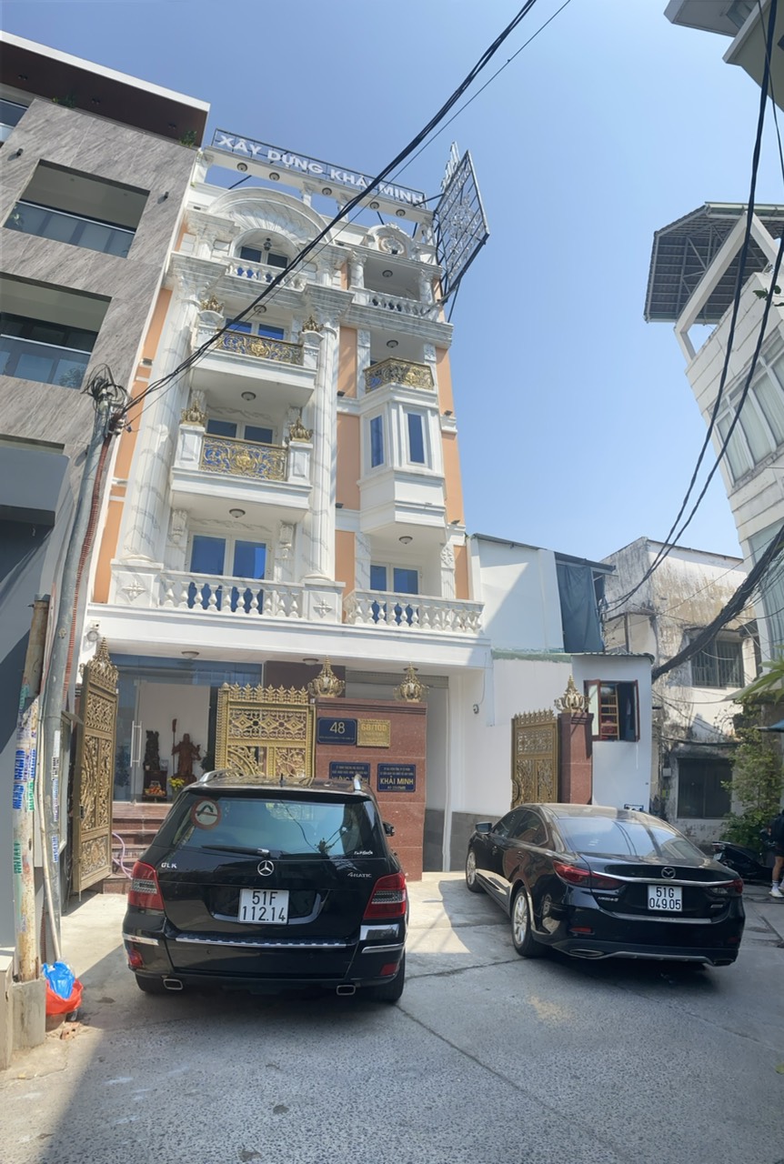 nhà 68 đường Trần Quang Khải , DT 8.2x16, 1 hầm, 6 tầng, giá 40 tỷ (đã giảm 7 tỷ)