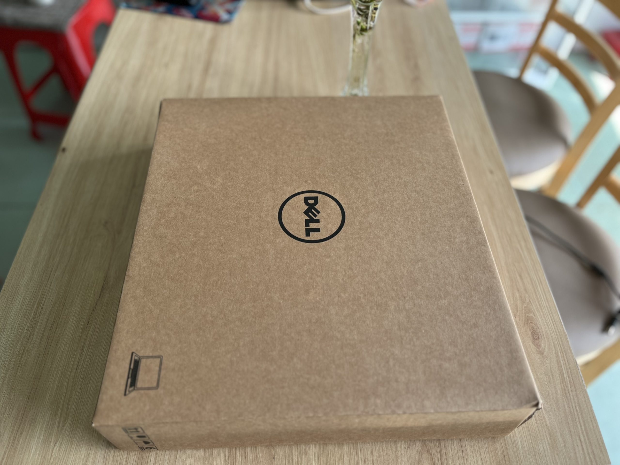 Laptop Dell 7280 i7 7600/8GB/256GB/12.5" FHD (Cảm ứng) 2 trong 1 với giá chỉ 5,5 triệu đồng! Máy đẹp như mới, đầy đủ