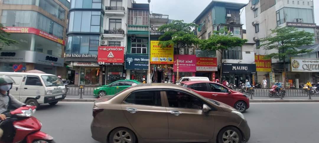 Siêu Phẩm, Mặt Phố Khương Đình, Hàng Xóm Royal City. 260m x 2T x Mt 8m