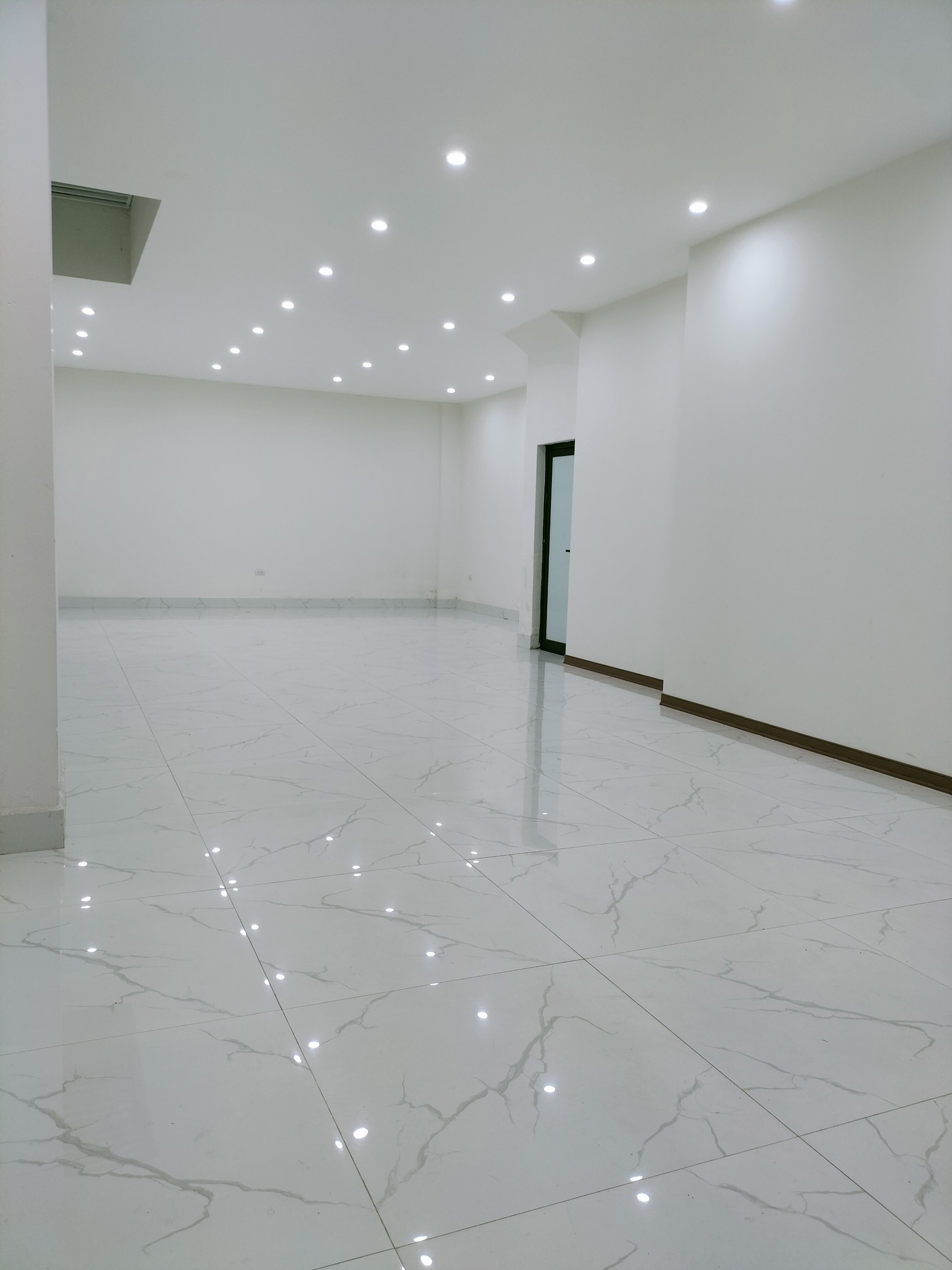 Chính chủ cho thuê sàn văn phòng hoặc làm cửa hàng kinh doanh, giá 8.5 triệu/ tháng