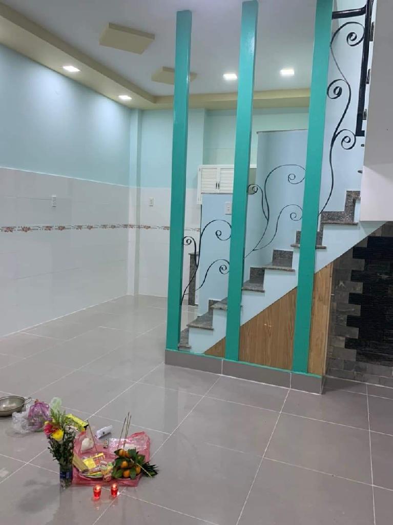 Bán nhà Nguyễn Văn Yến 30.6m2 2 tầng chỉ 2.7 tỷ tại quận tân phú