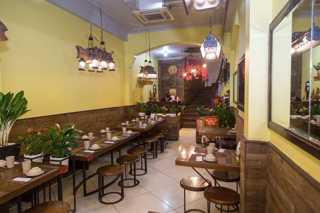 Bán nhà MP Hàng Lược, Hoàn Kiếm 35m, MT 4m, vỉa hè, ô tô, KD sầm uất, giá 23 tỷ. LH: 0366051369