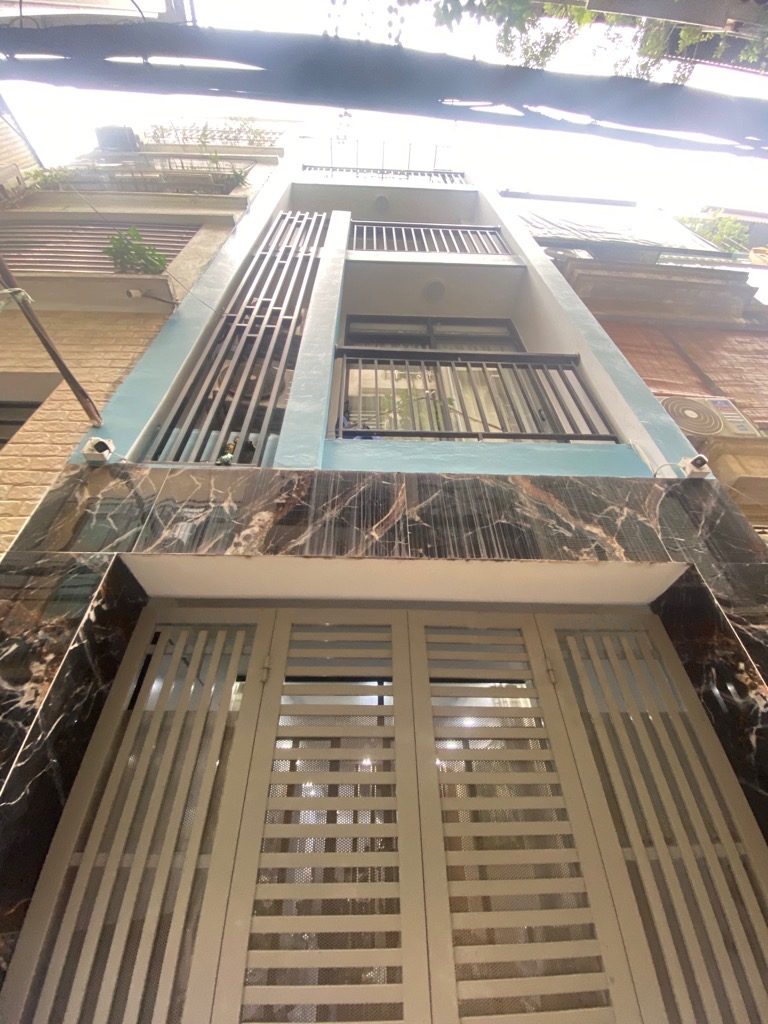 THÁI THỊNH - NHÀ ĐẸP - NGÕ THÔNG KD -15M RA MP - OTO ĐỖ SÁT NHÀ - 60M2X5T - 10.8 TỶ